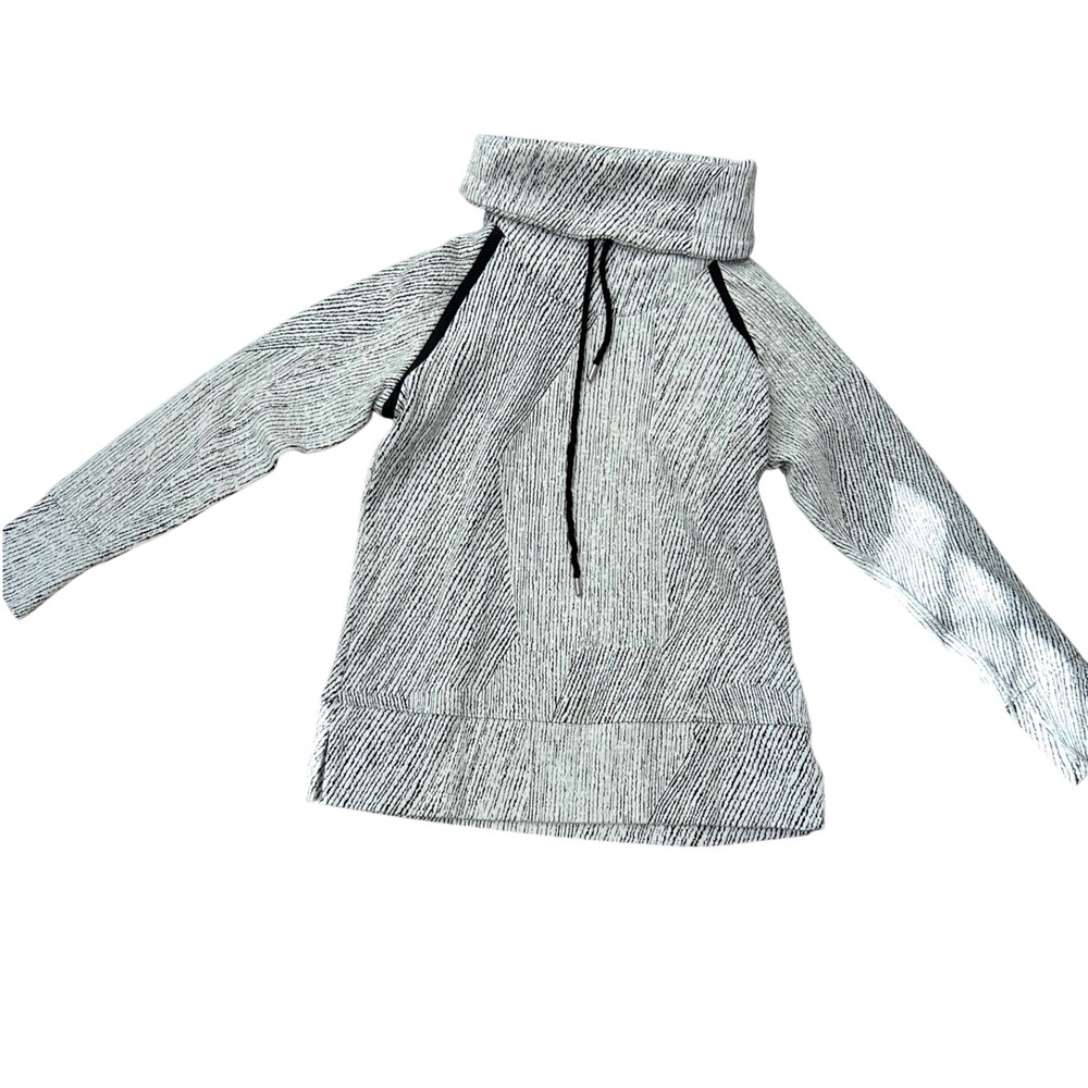 Kirkland Signature Women Cowl Neck Pullover Sweatshirt Black White Pattern Small